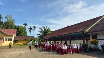 kegiatan hari guru sekolah sdn 487 kaluku